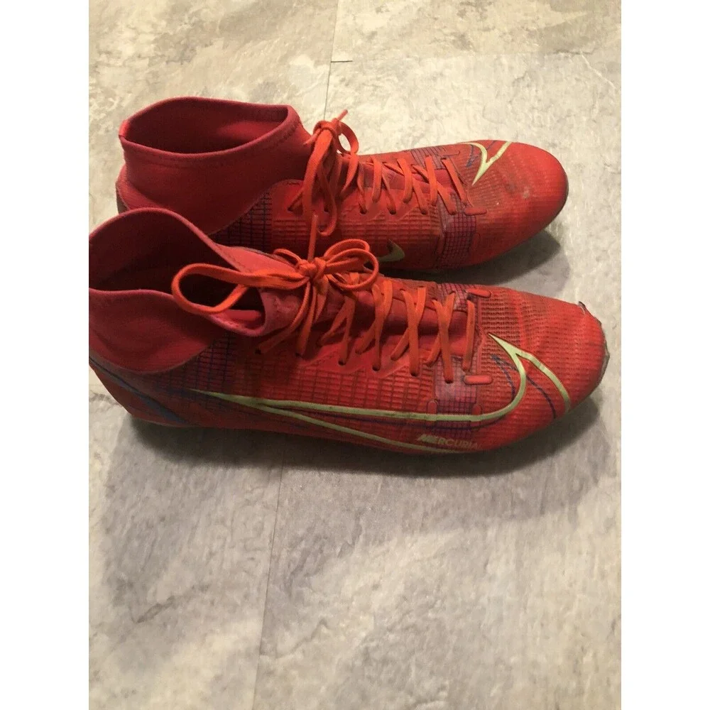 Nike Mercurial‎ Vapor Size 8 Soccer Cleats Red Size 8 Model CV0843-600